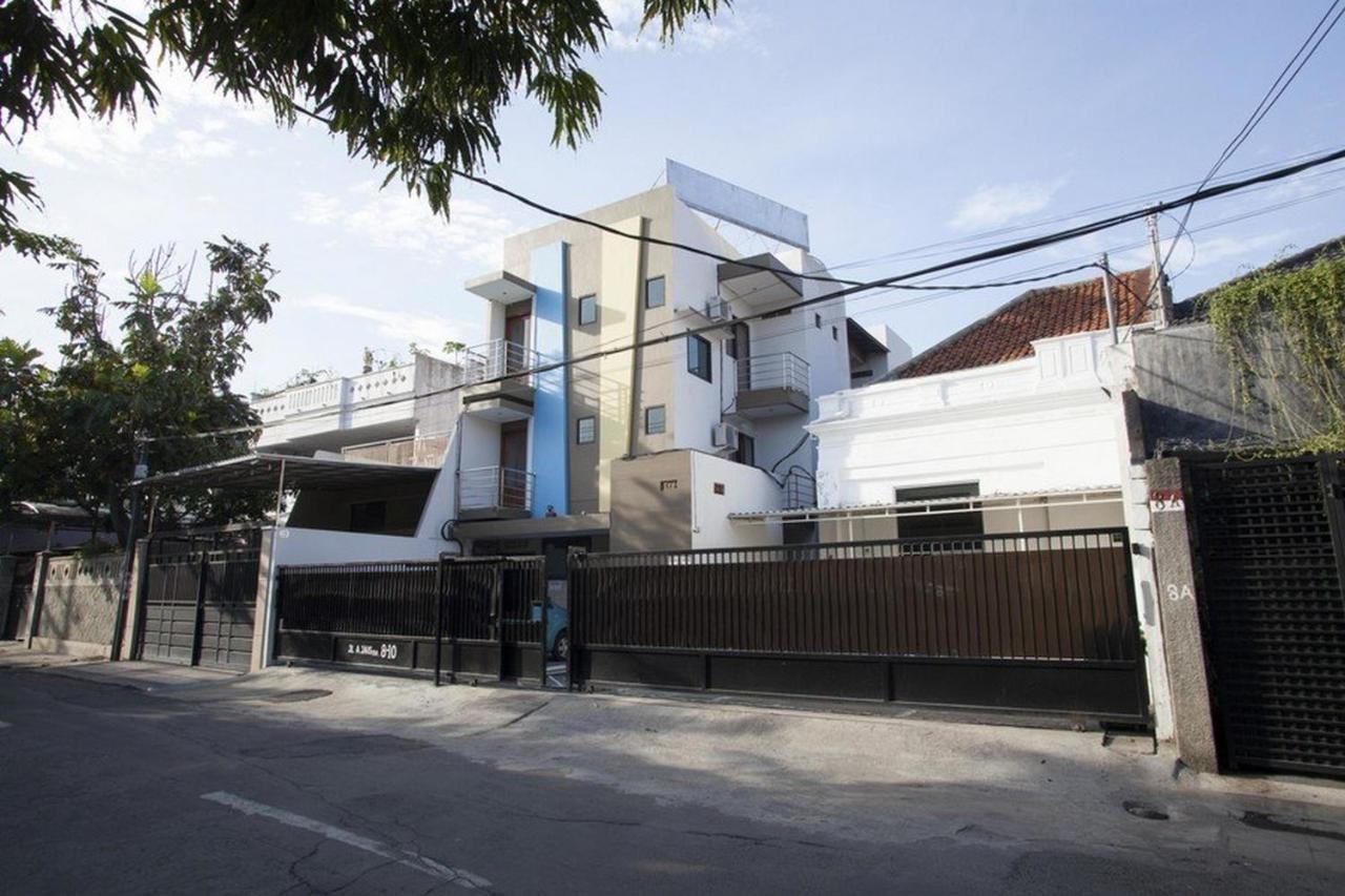 Reddoorz @ Genteng Surabaya Exterior photo
